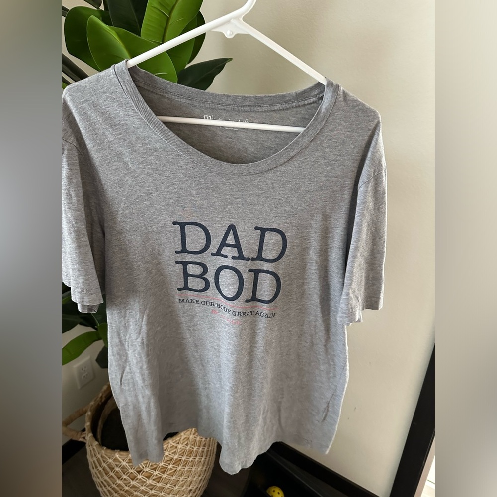 Travis Mathew’s men’s shirt